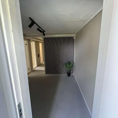 Kroken Self Catering With Free Parking アパート ベルゲン